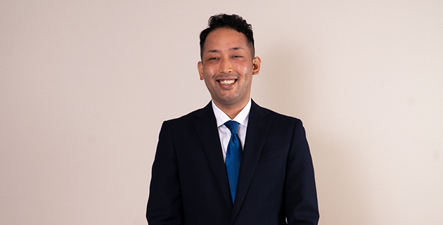 営業部:赤瀬翔太
